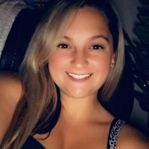 Meet your Posher, Alisha